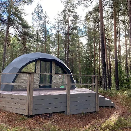 Pokemaja Nova Maennimetsas Rannaküla